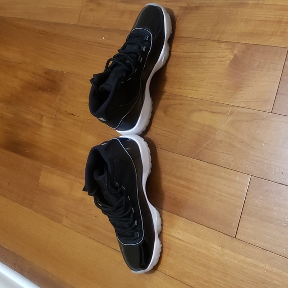 9.5 Men\'s Rare Air Jordan 11 Retro 11 Jubilee main image 4